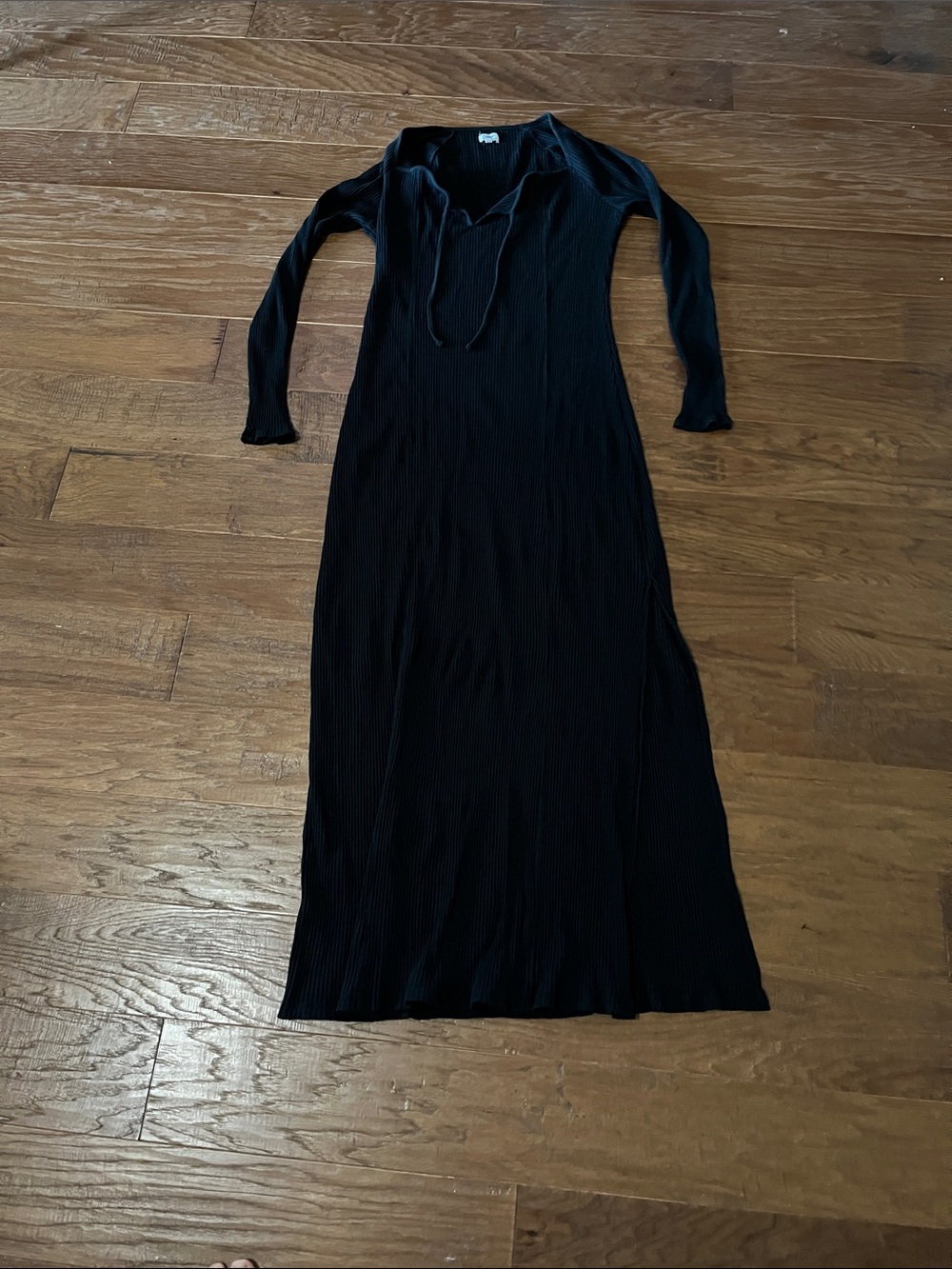Large aerie Black Long-Sleeve Maxi Dress